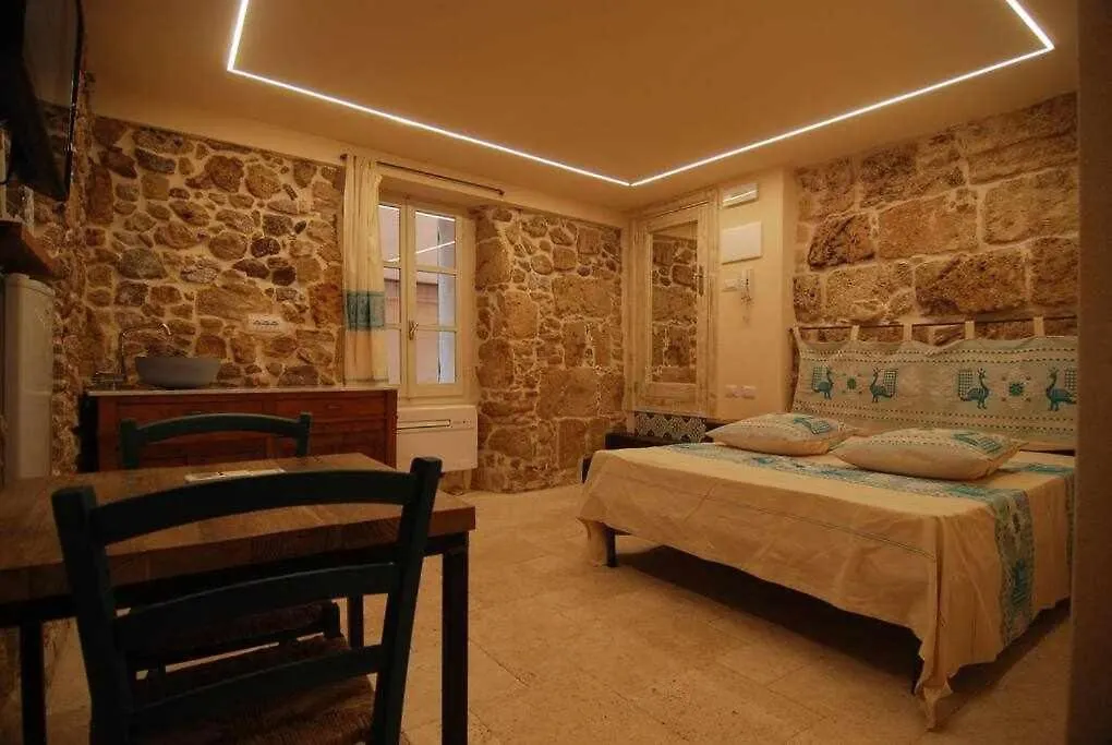 Suite Principe Umberto Alghero Centralissima 0*,